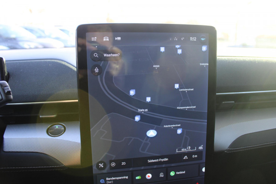 Ford Mustang Mach-E RWD 75 kWh | Trekhaak | Lederen bekleding | Voorruitverwarming | Stoelverwarming | Adaptieve cruise Control | Camera | Electrische achterklep