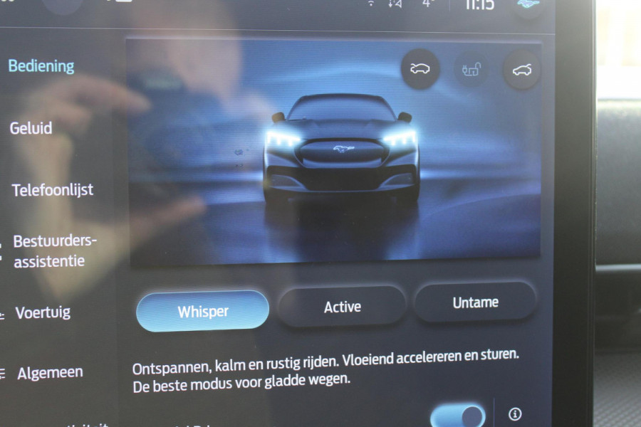 Ford Mustang Mach-E RWD 75 kWh | Trekhaak | Lederen bekleding | Voorruitverwarming | Stoelverwarming | Adaptieve cruise Control | Camera | Electrische achterklep