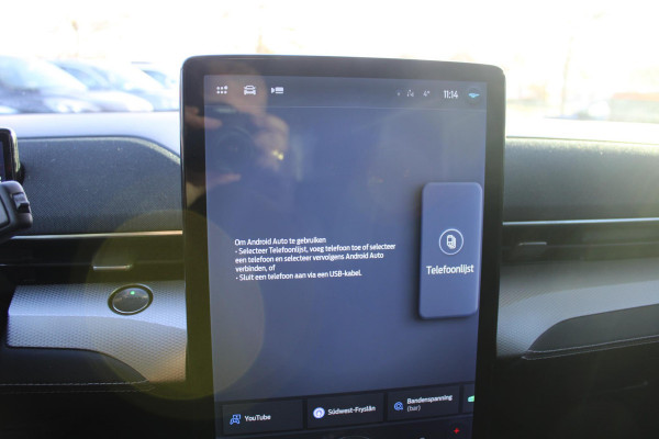 Ford Mustang Mach-E RWD 75 kWh | Trekhaak | Lederen bekleding | Voorruitverwarming | Stoelverwarming | Adaptieve cruise Control | Camera | Electrische achterklep