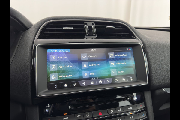 Jaguar F-Pace 2.0 Portfolio Black-line AWD 25d (INCL-BTW) Aut. *PANO | HEAD-UP | LUXURY-LEATHER | BLIND-SPOT | MERIDIAN-SOUND | HEATED-SPORTSEATS | NAVI-FULLMAP | KEYLESS | CAMERA | ECC | CARPLAY | SHIFT-PADDLES | PDC | LANE-ASSIST | ...
