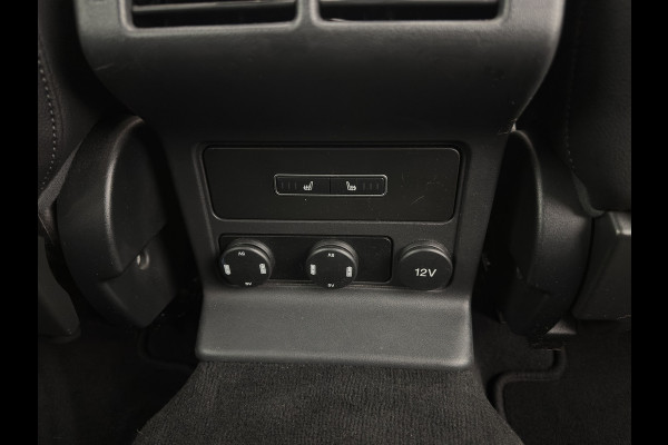 Jaguar F-Pace 2.0 Portfolio Black-line AWD 25d (INCL-BTW) Aut. *PANO | HEAD-UP | LUXURY-LEATHER | BLIND-SPOT | MERIDIAN-SOUND | HEATED-SPORTSEATS | NAVI-FULLMAP | KEYLESS | CAMERA | ECC | CARPLAY | SHIFT-PADDLES | PDC | LANE-ASSIST | ...