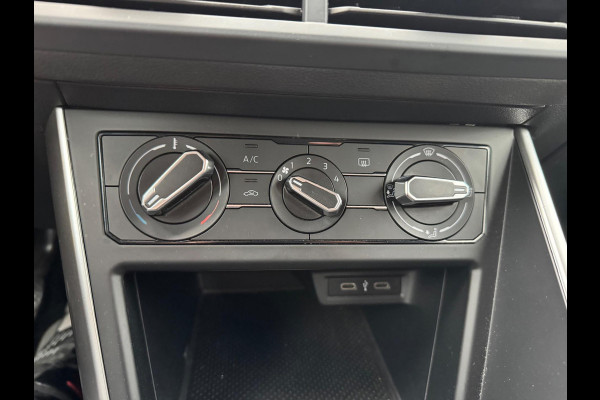 Volkswagen Polo 1.0 MPI Polo Led Navigatie APPLE Carplay facelift