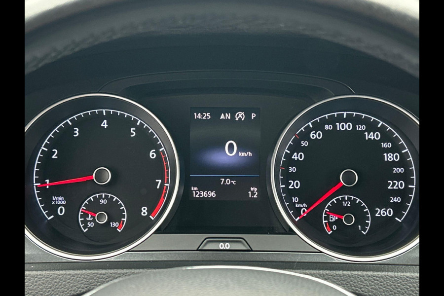 Volkswagen Golf 1.0 TSI Comfortline Business Automaat Carplay Adaptieve-cruise Climate-control