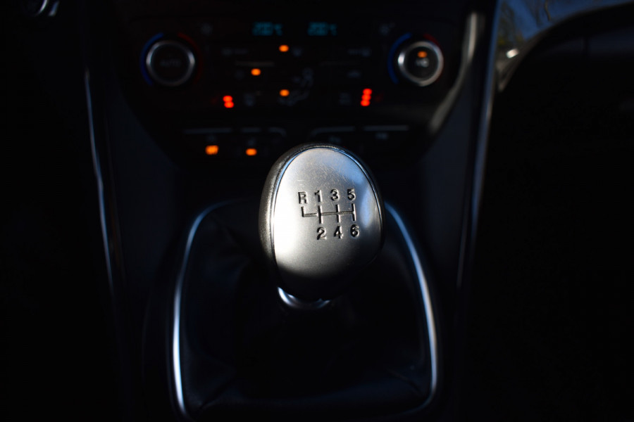 Ford Kuga 150PK EcoBoost ST-LINE SPORT CAMERA/TREKHAAK/SONY-AUDIO