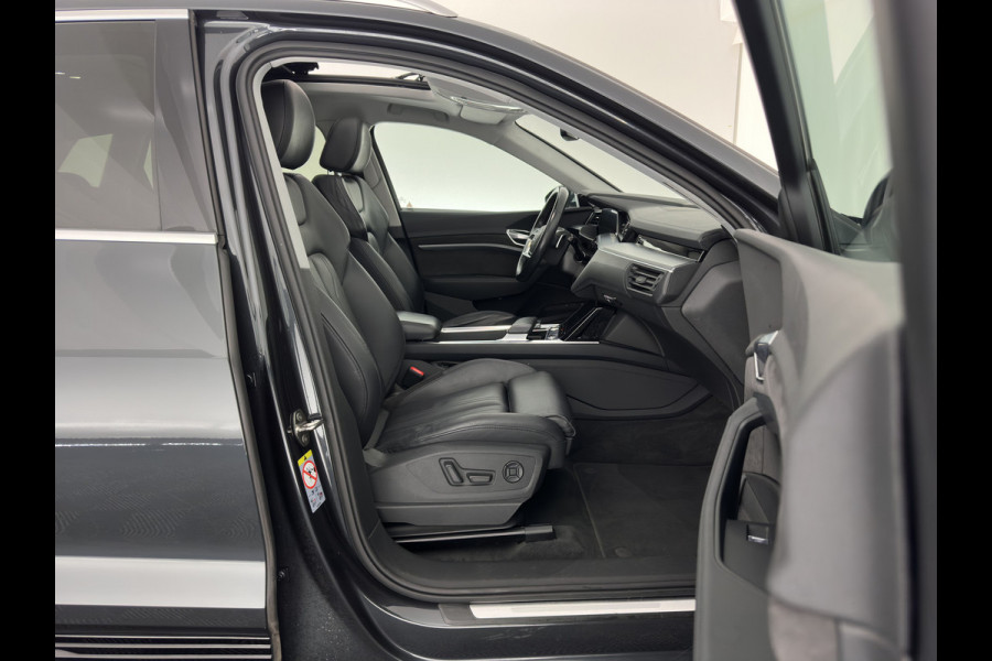 Audi e-tron 55 quattro Business edition Plus 95 kWh [ 3-Fase ] (INCL-BTW) *PANO | LUXURY-LEATHER | ADAPTIVE-CRUISE | FULL-LED | DIGI-COCKPIT | KEYLESS | MEMORY-PACK | CAMERA | NAVI-FULLMAP | SHIFT-PADDLES | DAB+ | COMFORT-SEATS | 20''ALU*