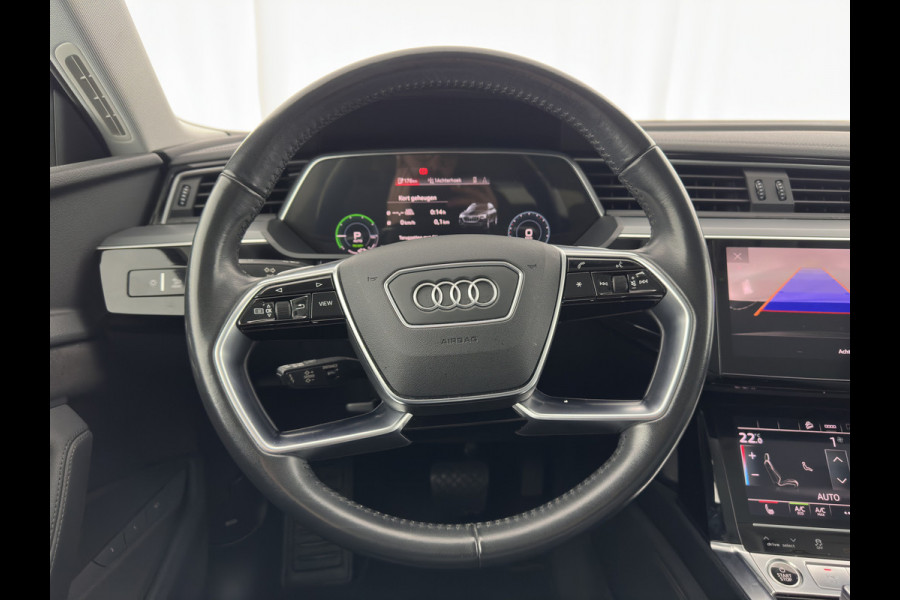 Audi e-tron 55 quattro Business edition Plus 95 kWh [ 3-Fase ] (INCL-BTW) *PANO | LUXURY-LEATHER | ADAPTIVE-CRUISE | FULL-LED | DIGI-COCKPIT | KEYLESS | MEMORY-PACK | CAMERA | NAVI-FULLMAP | SHIFT-PADDLES | DAB+ | COMFORT-SEATS | 20''ALU*