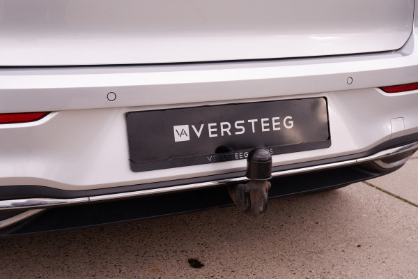 Volkswagen Golf 1.4 eHybrid Style PHEV | Elek. Trekhaak | Q-Light | Carplay | Memory | Navi | Sfeerverlichting