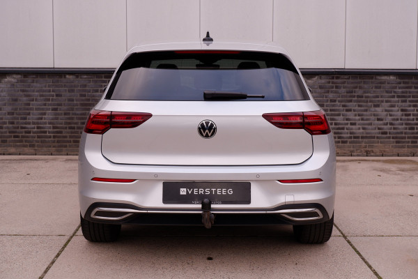 Volkswagen Golf 1.4 eHybrid Style PHEV | Elek. Trekhaak | Q-Light | Carplay | Memory | Navi | Sfeerverlichting