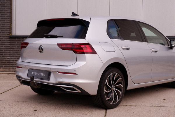 Volkswagen Golf 1.4 eHybrid Style PHEV | Elek. Trekhaak | Q-Light | Carplay | Memory | Navi | Sfeerverlichting