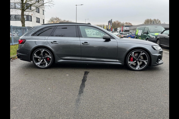 Audi A4 Avant 2.9 TFSI RS 4 quattro 450PK B&O 3D Pano Carbon Massage Leder