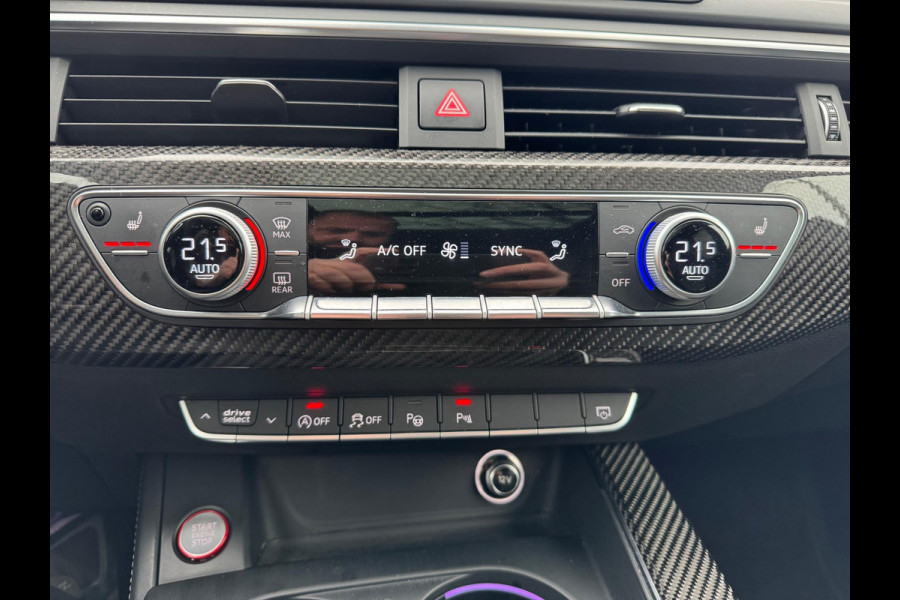 Audi A4 Avant 2.9 TFSI RS 4 quattro 450PK B&O 3D Pano Carbon Massage Leder