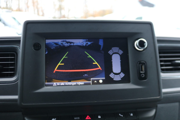 Renault Master 2.3 dCi 135pk L2 H2 Work Edition Airco Navigatie Camera