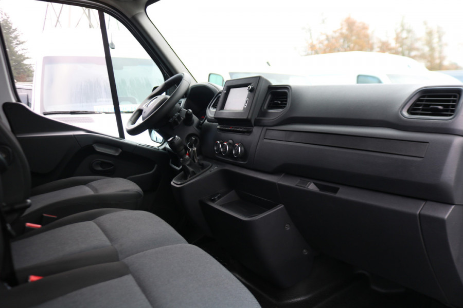 Renault Master 2.3 dCi 135pk L2 H2 Work Edition Airco Navigatie Camera