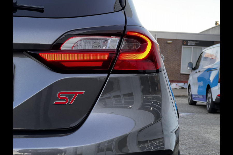 Ford Fiesta 1.5 Ecoboost ST-X 200pk | Winter-pack | Premium audio installatie | Cruise Control