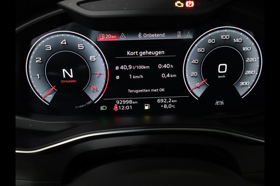 Audi A6 Avant 40 TFSI S edition 204pk | Panoramadak |Verwarmbare voorstoelen | 19'Lichtmetalen velgen |  Parkeercamera |