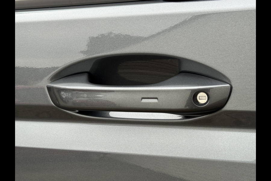 Volkswagen Multivan 1.4 eHybrid L2H1 Life Automaat Climate control Cruise control Navigatie Apple / Android