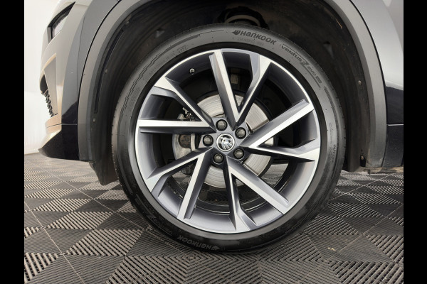 Škoda Kodiaq 1.5 TSI Sportline Business [ 7-Pers. ] (INCL-BTW) Aut. *LEATHER-MICROFIBRE | FULL-LED | ADAPTIVE-CRUISE | MEMORY-PACK | DIGI-COCKPIT | NAVI-FULLMAP | CAMERA | DAB+ | AMBIENT-LIGHT | KEYLESS | CARPLAY | PRIVACY-GLASS| TOWBAR | 20''