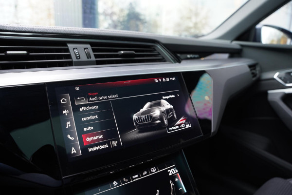 Audi e-tron Sportback 55 Quattro S Edition 95 kWh | Panorama Dak | Black Edition | 1e Eigenaar