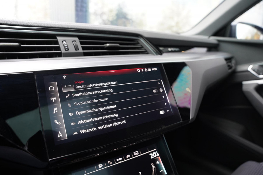 Audi e-tron Sportback 55 Quattro S Edition 95 kWh | Panorama Dak | Black Edition | 1e Eigenaar