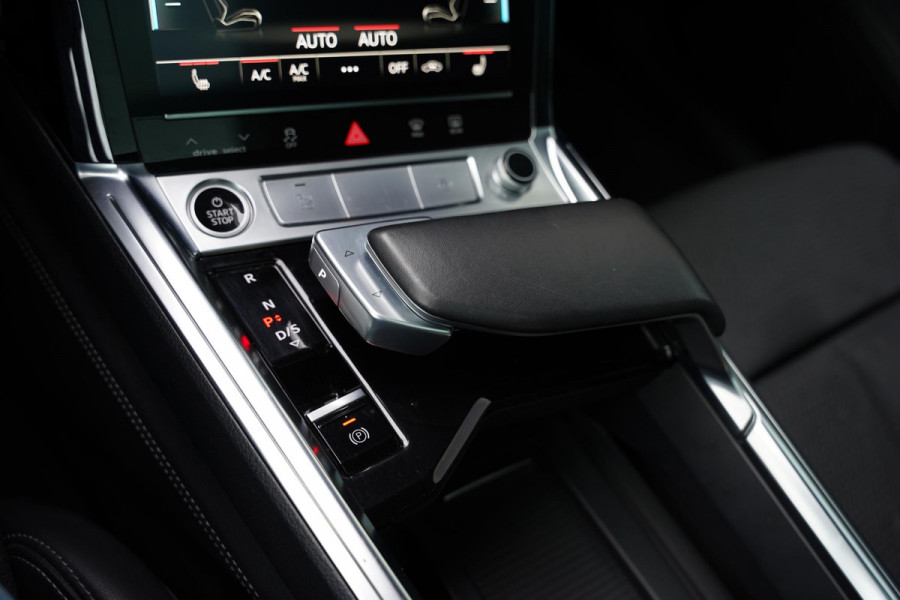 Audi e-tron Sportback 55 Quattro S Edition 95 kWh | Panorama Dak | Black Edition | 1e Eigenaar