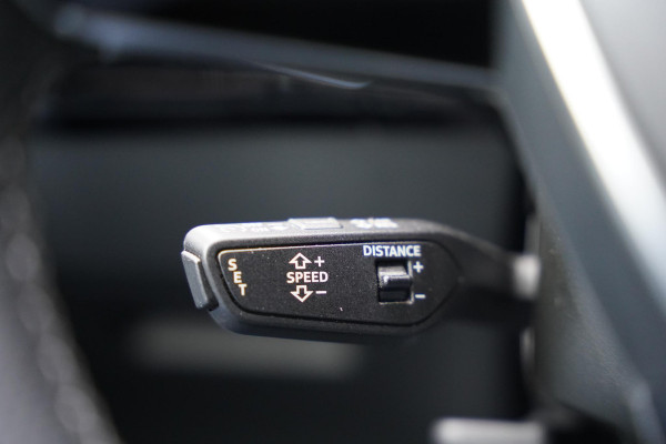 Audi e-tron Sportback 55 Quattro S Edition 95 kWh | Panorama Dak | Black Edition | 1e Eigenaar