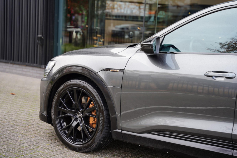 Audi e-tron Sportback 55 Quattro S Edition 95 kWh | Panorama Dak | Black Edition | 1e Eigenaar