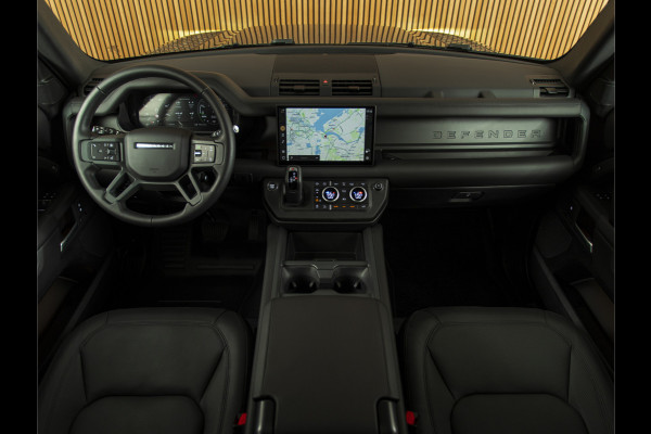 Land Rover Defender 110 2.0 P300e 110 X-Dynamic HSE 22" | MERIDIAN SURROUND | PANO | TOWB |