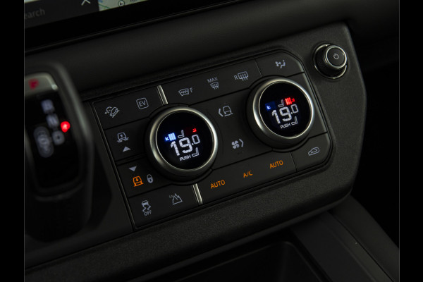 Land Rover Defender 110 2.0 P300e 110 X-Dynamic HSE 22" | MERIDIAN SURROUND | PANO | TOWB |