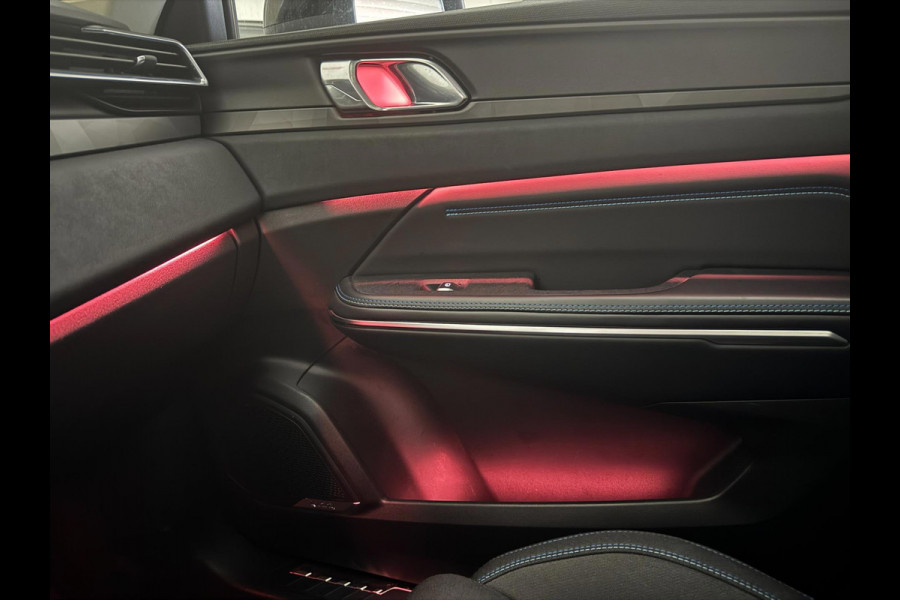 Lynk & Co RS Shadow Edition 01 1.5 262PK Pano 360° Navi Adapt cruise 262PK Elekr. Achterklep