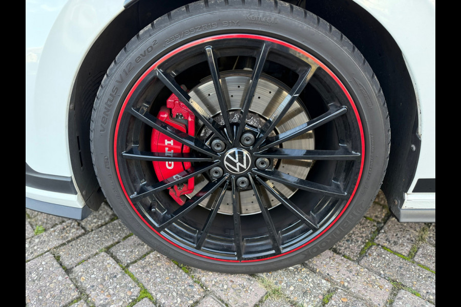 Volkswagen Golf 2.0 TSI GTI Clubsport 45 jahre Akrapovic Nurburgring Harman - Parelmoer wit