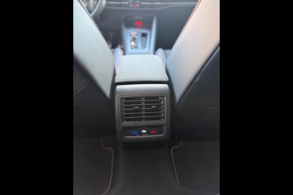 Volkswagen Golf 2.0 TSI GTI Clubsport 45 jahre Akrapovic Nurburgring Harman - Parelmoer wit