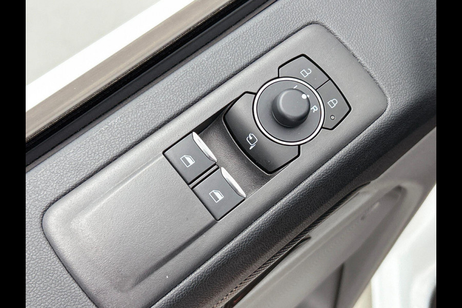 Ford Transit Custom 340 2.5 Automaat PHEV L2H1 Limited Incl. BTW/BPM! Airco ECC 2 x Schuifdeur Asisstance Pack Premium Full Options!