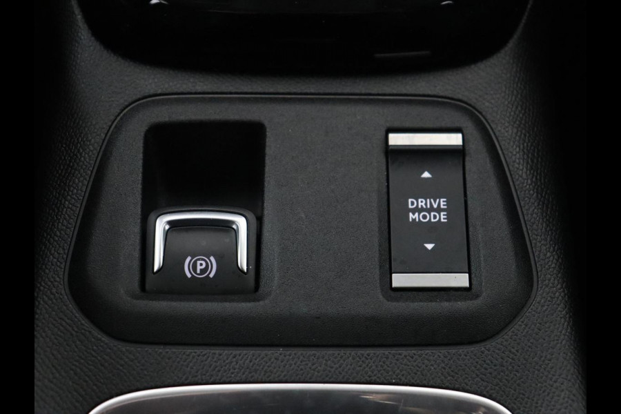 Opel CORSA-E Elegance 50 kWh | Stoelverwarming | Carplay | Navigatie | Stuurverwarming | Parkeerhulp | Climate control | Full LED | Keyless | 17'' lichtmetalen velgen