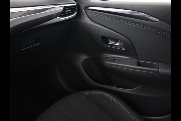 Opel CORSA-E Elegance 50 kWh | Stoelverwarming | Carplay | Navigatie | Stuurverwarming | Parkeerhulp | Climate control | Full LED | Keyless | 17'' lichtmetalen velgen