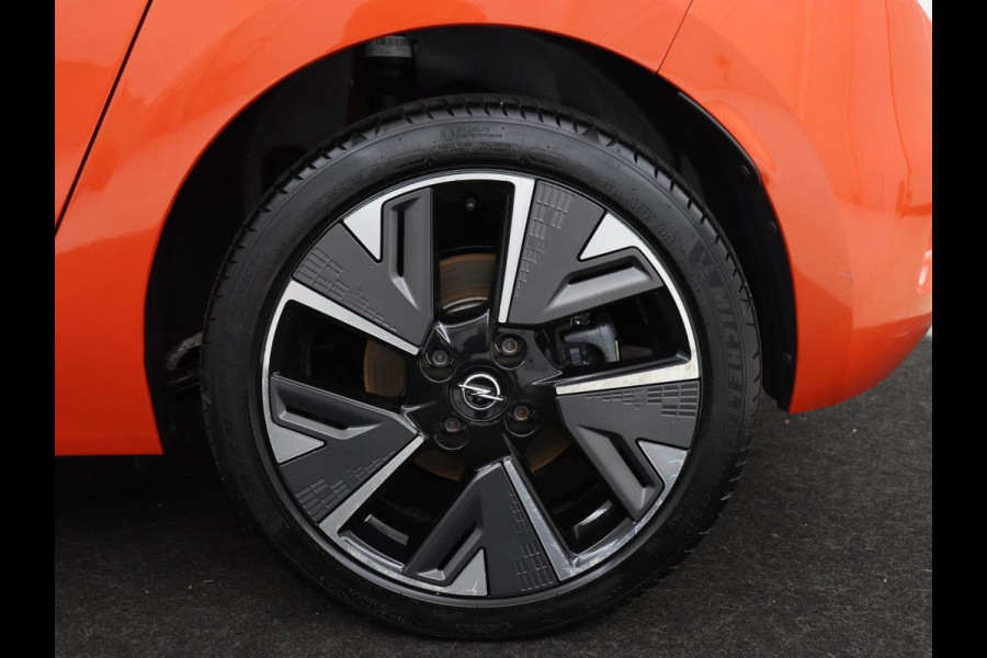 Opel CORSA-E Elegance 50 kWh | Stoelverwarming | Carplay | Navigatie | Stuurverwarming | Parkeerhulp | Climate control | Full LED | Keyless | 17'' lichtmetalen velgen