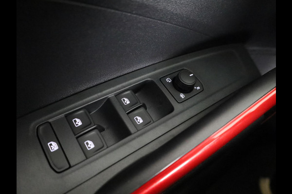 Škoda Fabia Monte Carlo 1.0 TSI 85 kW / 115 PK Hatchback 7 ver | Travel Assist Plus | Verwarmbare stoelen voor | Zwart dak | 17 inch lichtmetalen velgen Procyon Aero