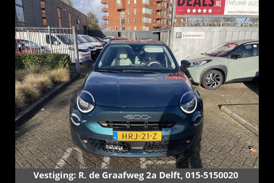 Fiat 600 1.2 Hybrid La Prima | Apple Carplay/Android Auto | Dodehoek detectie | Parkeersensoren