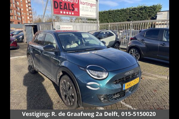 Fiat 600 1.2 Hybrid La Prima | Apple Carplay/Android Auto | Dodehoek detectie | Parkeersensoren