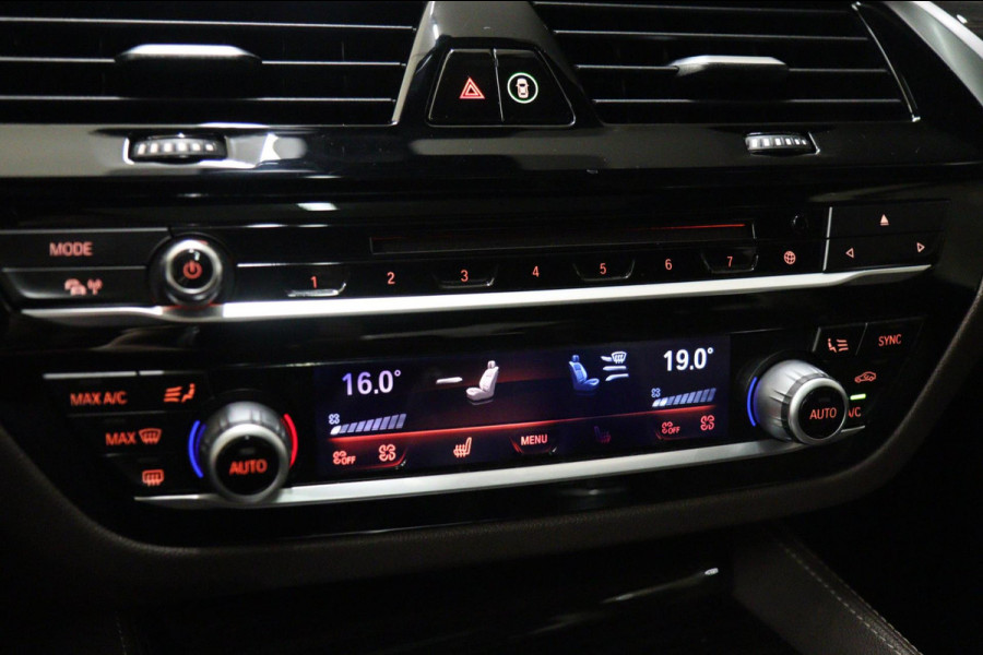 BMW 5 Serie 520d High Executive PANO/CARPLAY/SVEER/360CAM/VOL