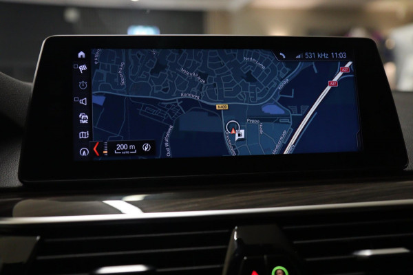 BMW 5 Serie 520d High Executive PANO/CARPLAY/SVEER/360CAM/VOL