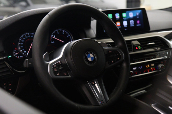 BMW 5 Serie 520d High Executive PANO/CARPLAY/SVEER/360CAM/VOL