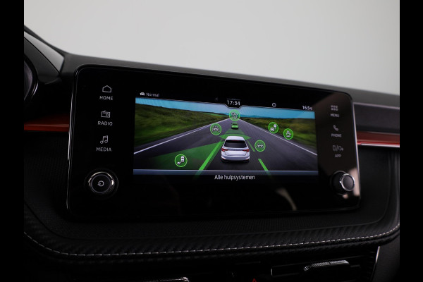 Škoda Fabia Monte Carlo 1.0 TSI 85 kW / 115 PK Hatchback 7 ver | Travel Assist Plus | Verwarmbare stoelen voor | Zwart dak | 17 inch lichtmetalen velgen Procyon Aero