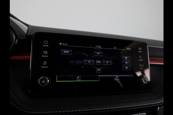 Škoda Fabia Monte Carlo 1.0 TSI 85 kW / 115 PK Hatchback 7 ver | Travel Assist Plus | Verwarmbare stoelen voor | Zwart dak | 17 inch lichtmetalen velgen Procyon Aero