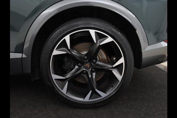 CUPRA Formentor 1.4 e-Hybrid VZ | 245pk | Stoelverwarming | Carplay | Camera | Adaptive cruise | Navigatie | Keyless | Memory | Sfeerverlichting | Full LED | 19'' | PHEV | Plug In