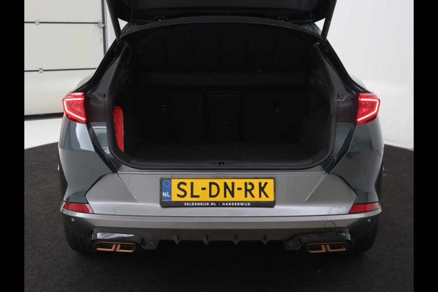 CUPRA Formentor 1.4 e-Hybrid VZ | 245pk | Stoelverwarming | Carplay | Camera | Adaptive cruise | Navigatie | Keyless | Memory | Sfeerverlichting | Full LED | 19'' | PHEV | Plug In