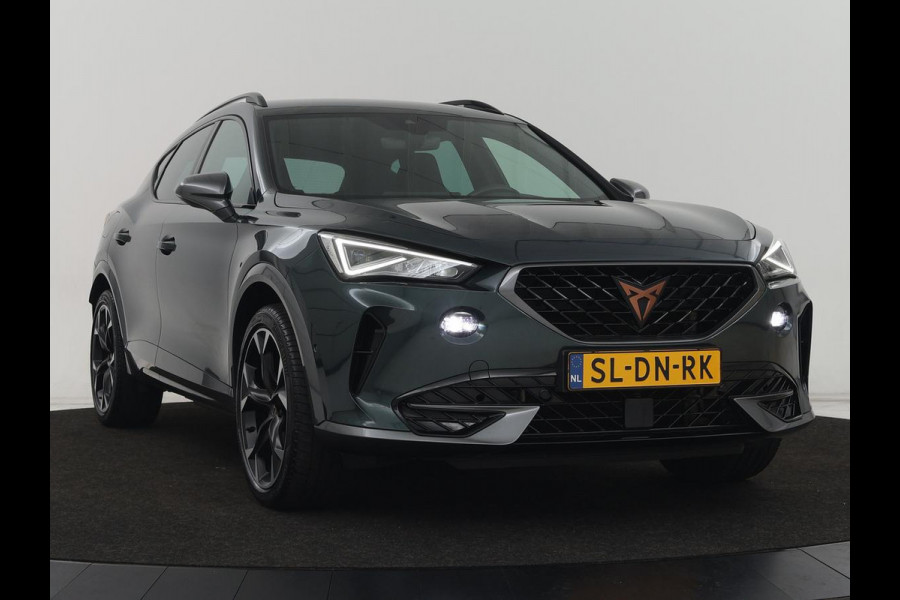 CUPRA Formentor 1.4 e-Hybrid VZ | 245pk | Stoelverwarming | Carplay | Camera | Adaptive cruise | Navigatie | Keyless | Memory | Sfeerverlichting | Full LED | 19'' | PHEV | Plug In