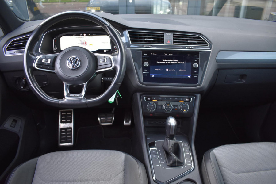 Volkswagen Tiguan 1.5 TSI ACT Highline | R-LINE | BLACK STYLE | TREKHAAK | VIRTUAL | STOELVERWARMING | NAP | DEALER ONDERHOUDEN