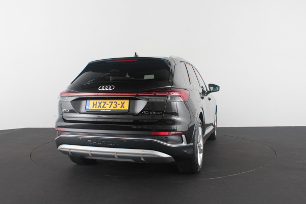 Audi Q4 e-tron 40 82 kWh S line > Camera/ Adaptief Cruise control/Stoelverwarming...