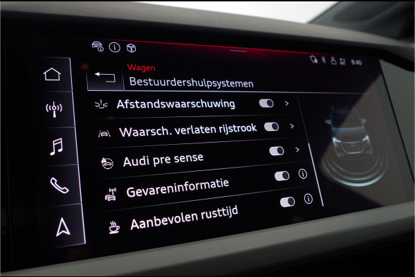 Audi Q4 e-tron 40 82 kWh S line > Camera/ Adaptief Cruise control/Stoelverwarming...