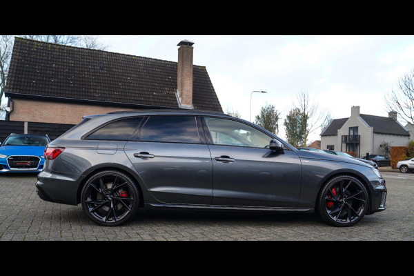 Audi A4 AVANT 45 TFSI Quattro 3 x S-line | Panorama | RS-Zetels / Schaalstoelen | Adaptieve Cruise | Facelift MMI | Bang&Olufsen |